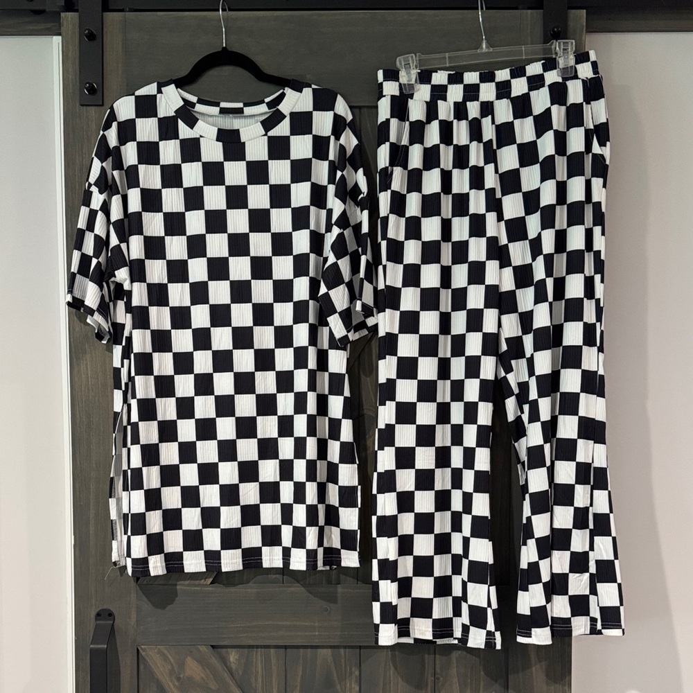 Black and White Checkered Women's Pants and Top Set